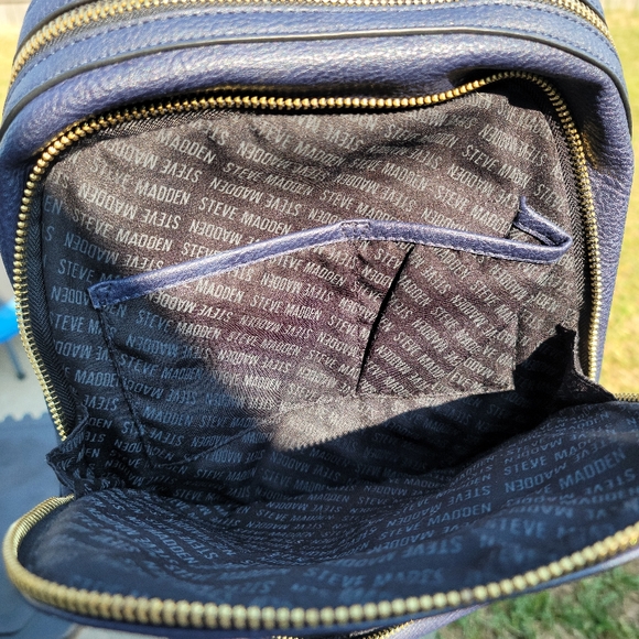 Steve Madden Backpack 🎊 Host Pick 🥳 - Picture 6 of 15